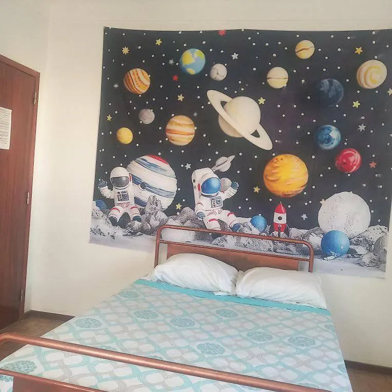 Private Room Close To The Lisbon Airport 0*,  Portugal