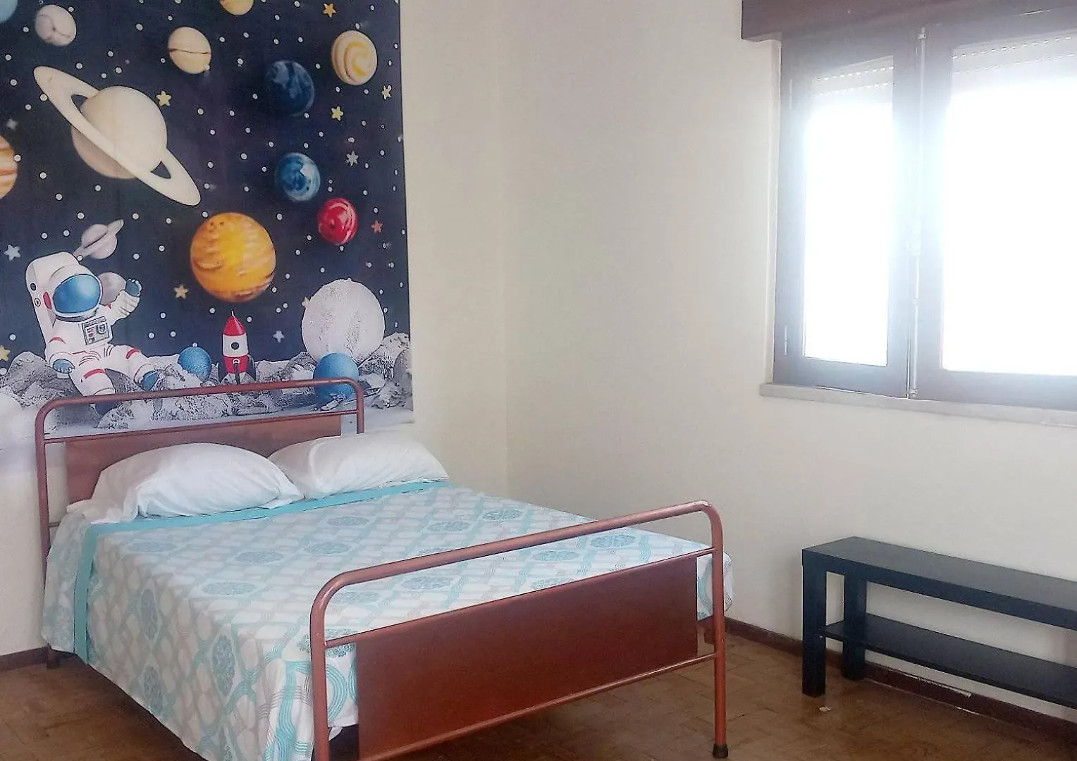 Private Room Close To The Lisbon Airport